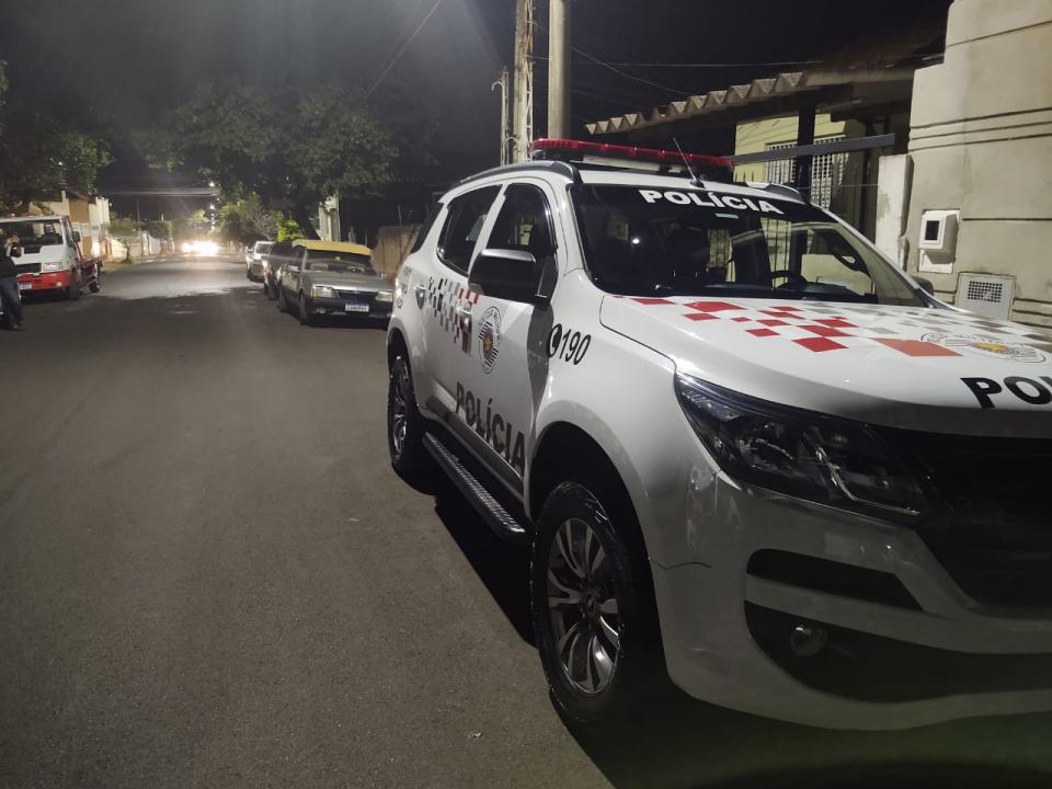 Foto 2 de 4 — Homem é morto a facadas no Centro de Araraquara e mulher é suspeita de homicídio